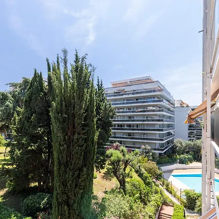 6 Couchages Dans Avec Piscine Juan-les-Pins